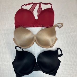 Bundle of 3 32DDD! Victoria’s Secret Bras.